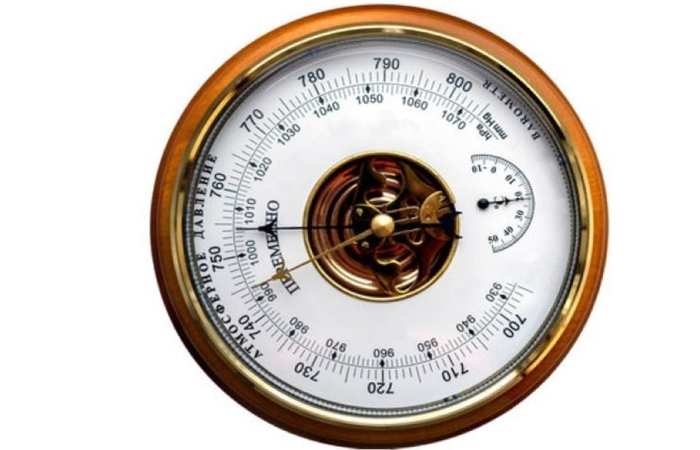 how barometric pressure works